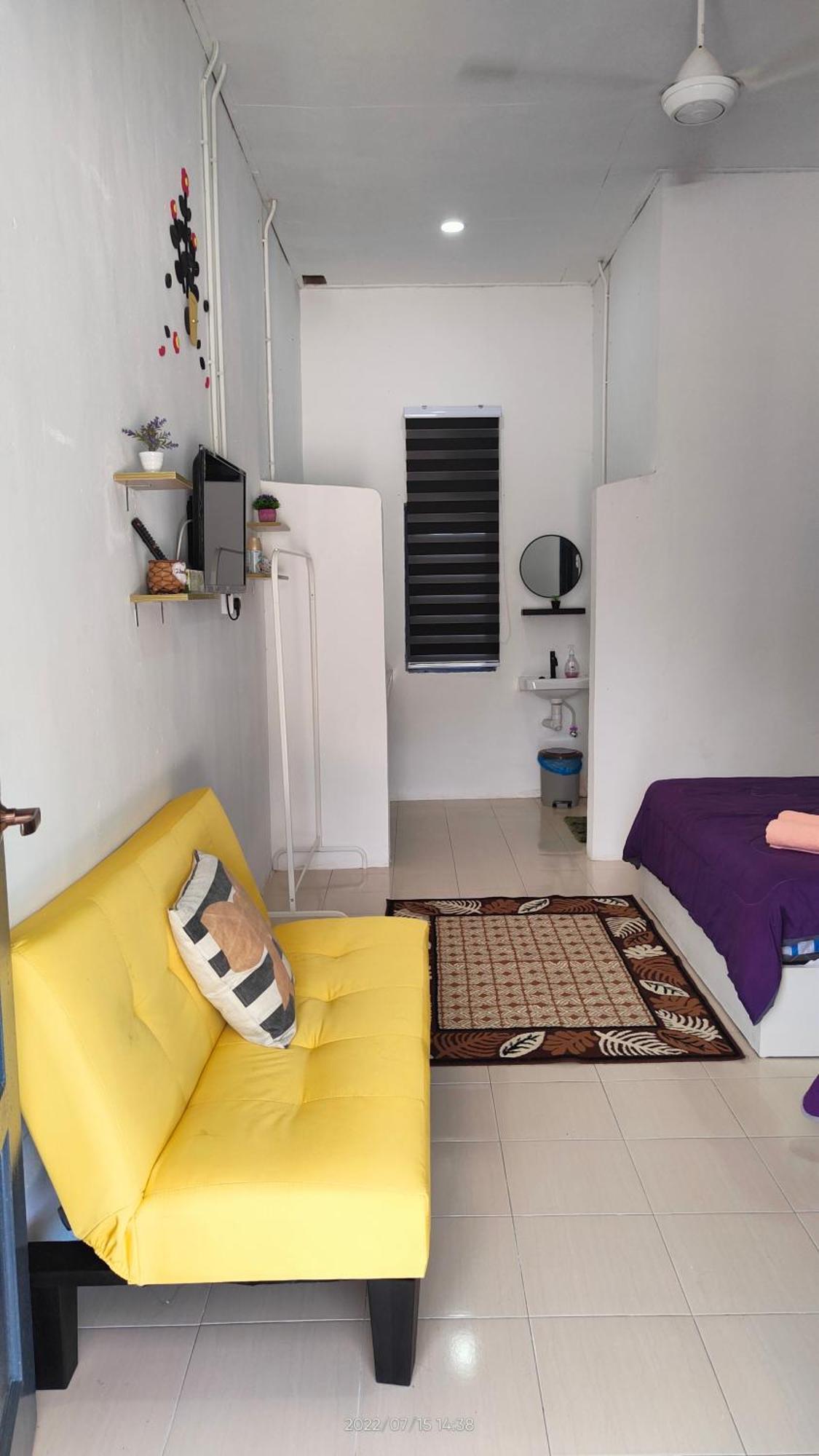 Laman Hanaz Pantai Cenang  Room photo